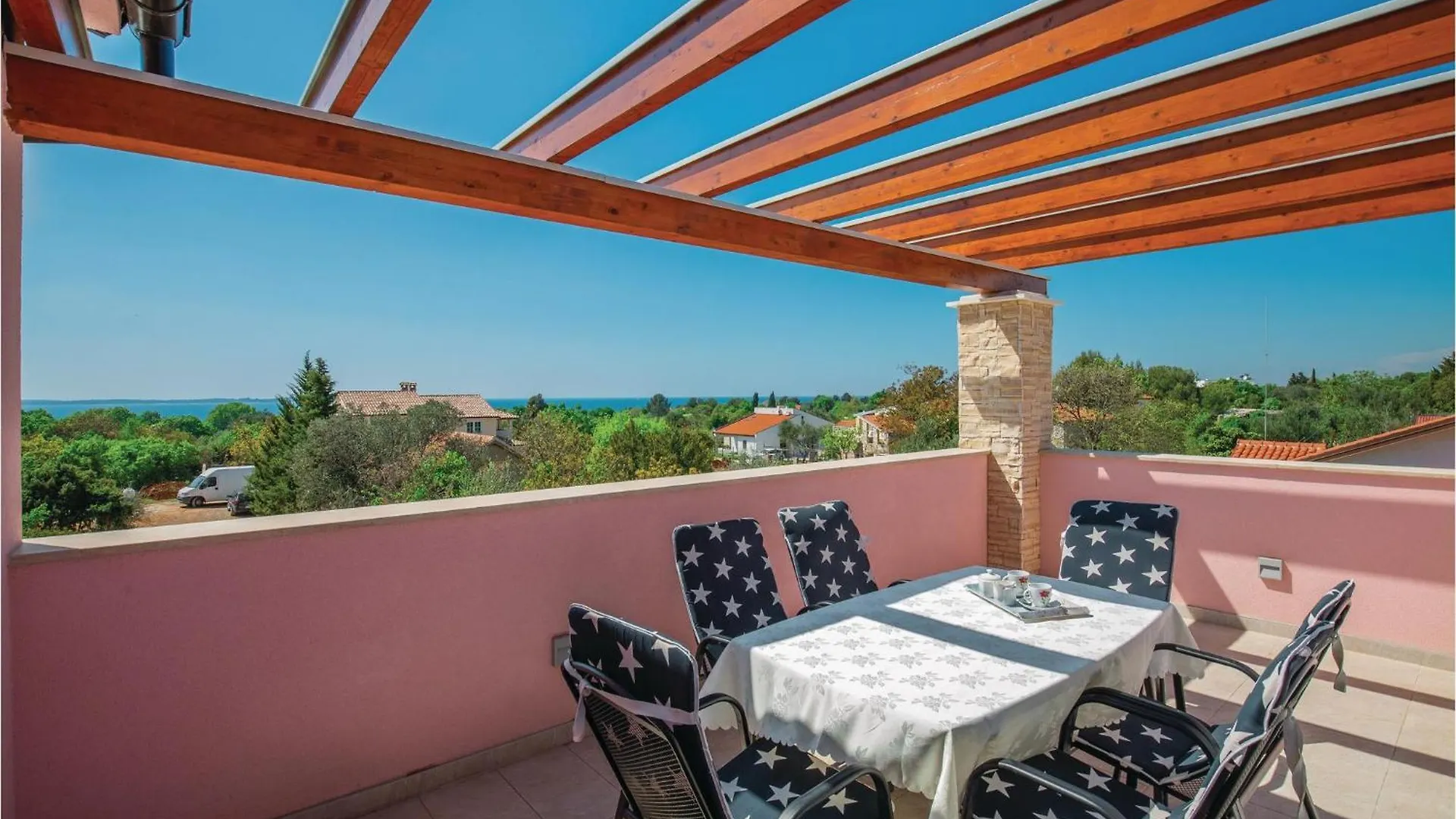Holiday home Beautiful Home In Vodnjan With Kitchen