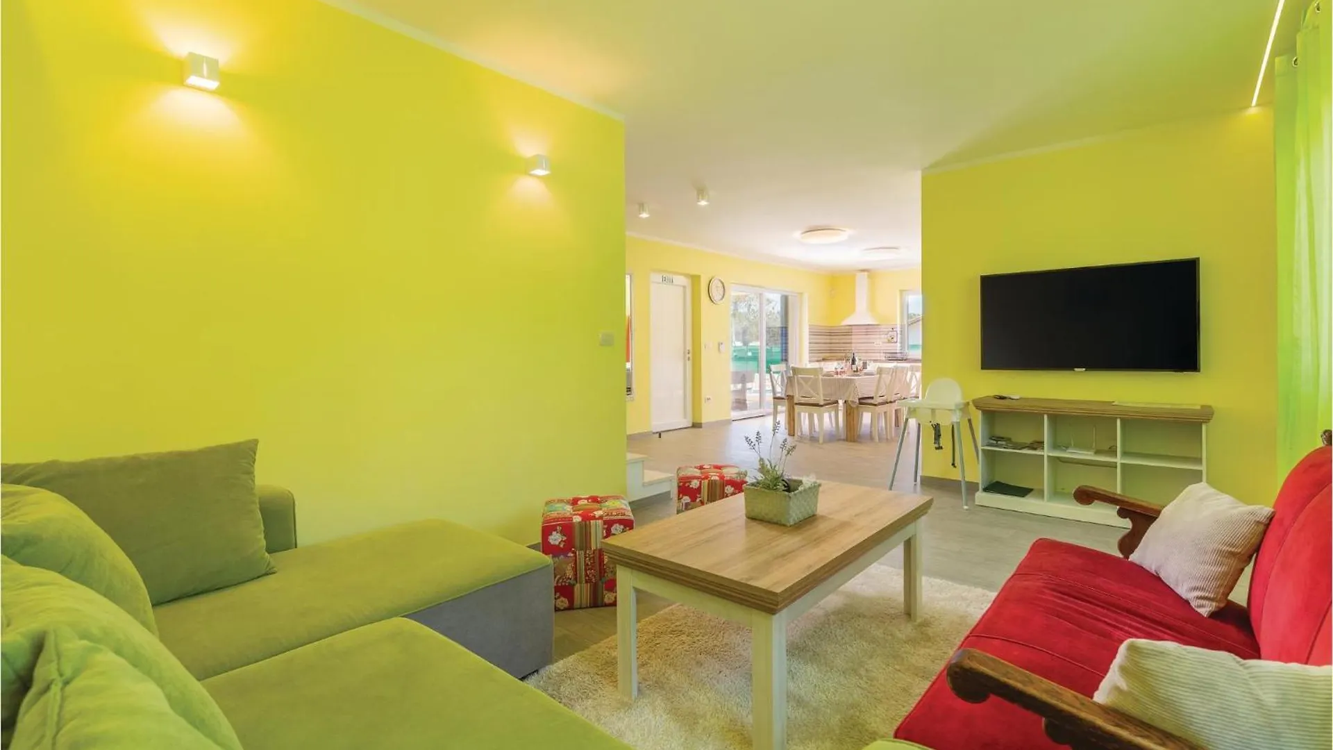 Holiday home Beautiful Home In Vodnjan With Kitchen