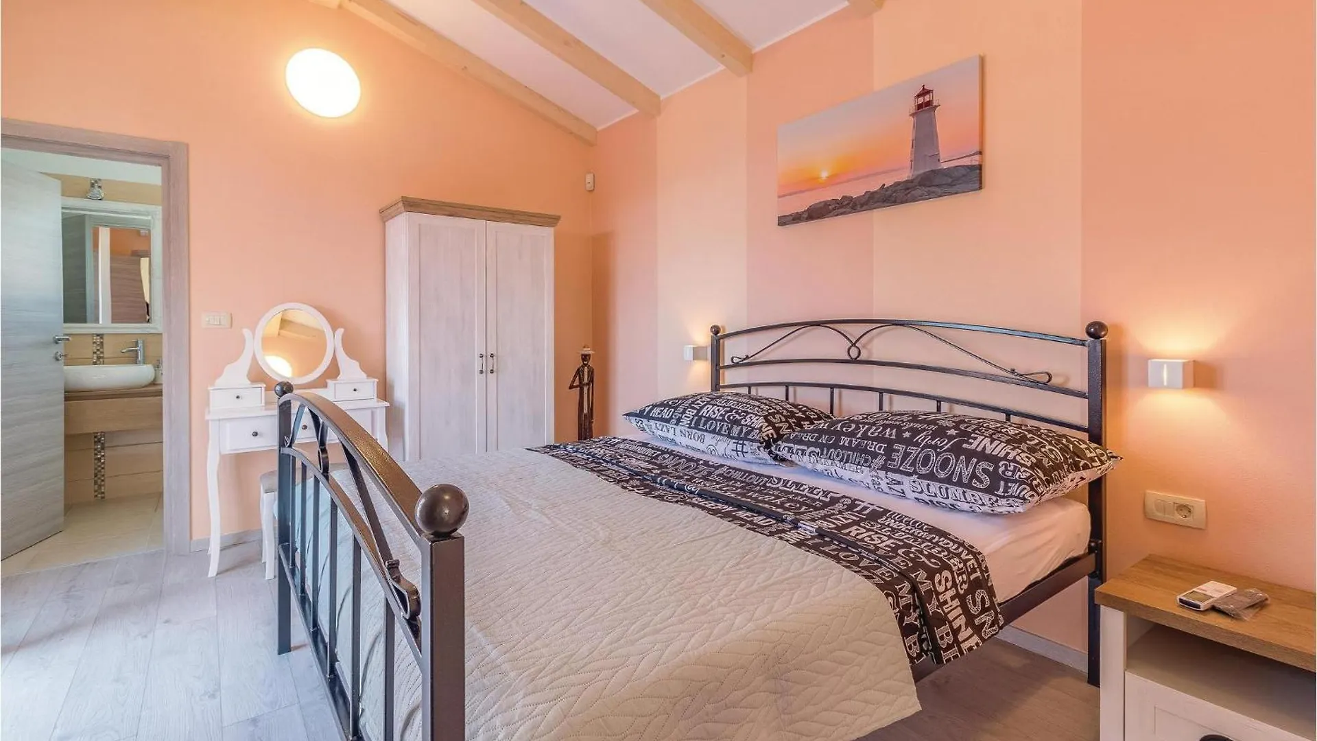 Beautiful Home In Vodnjan With Kitchen 0*,