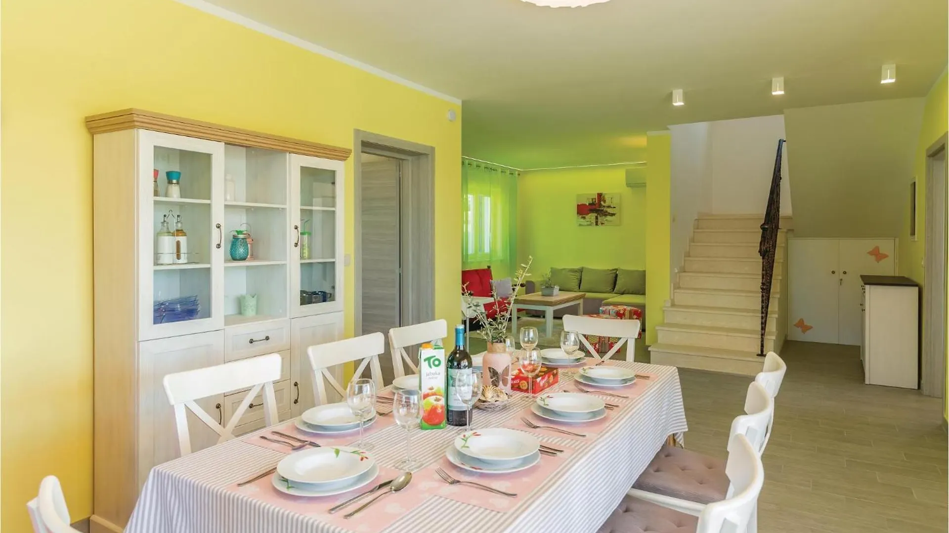 Beautiful Home In Vodnjan With Kitchen Holiday home