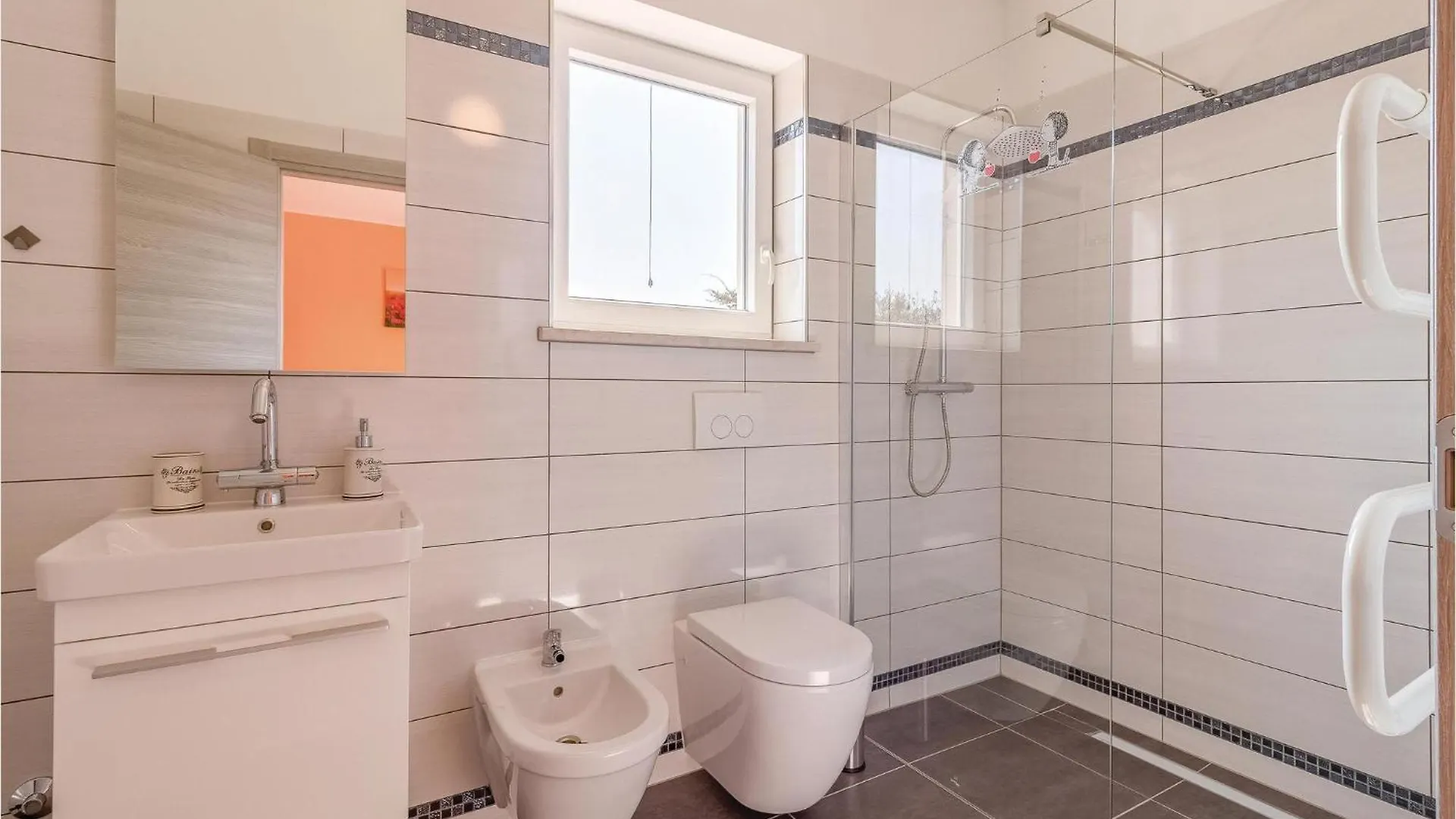 Holiday home Beautiful Home In Vodnjan With Kitchen