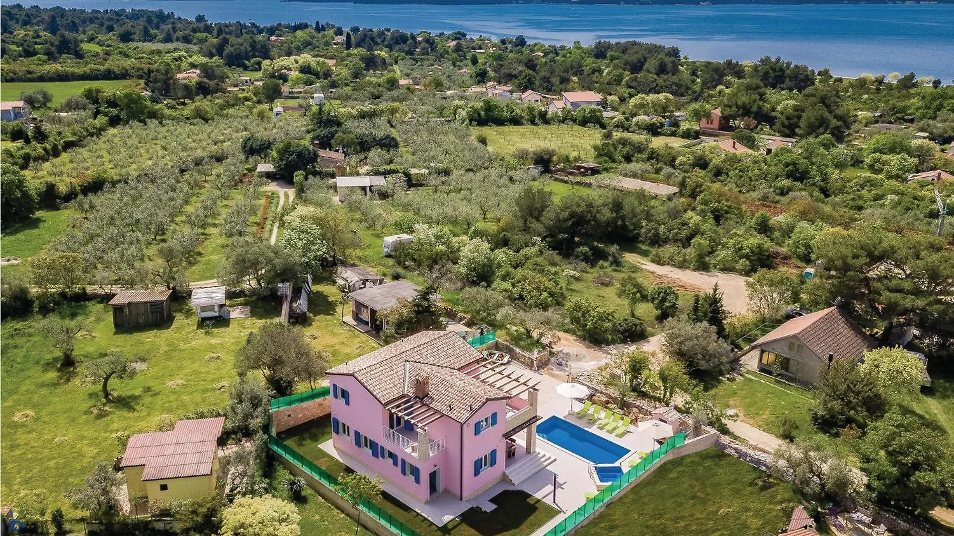 Beautiful Home In Vodnjan With Kitchen location